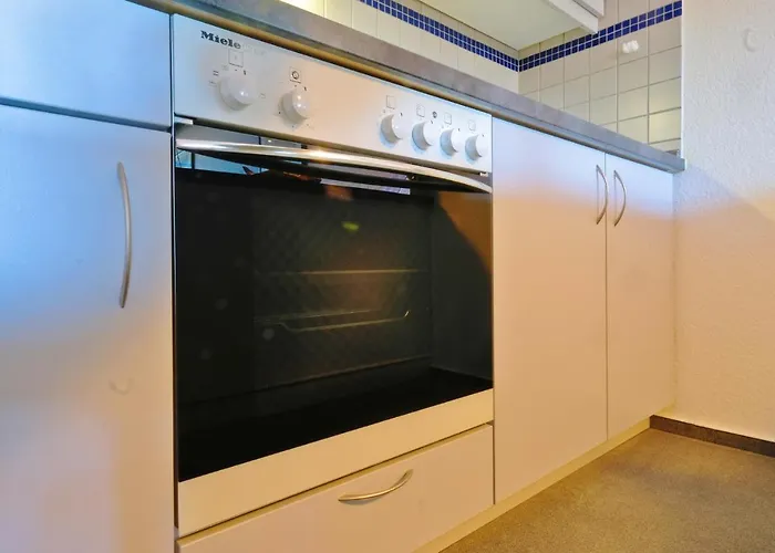 Goski & Gobike Netflix And Waiputv Free Апартаменты